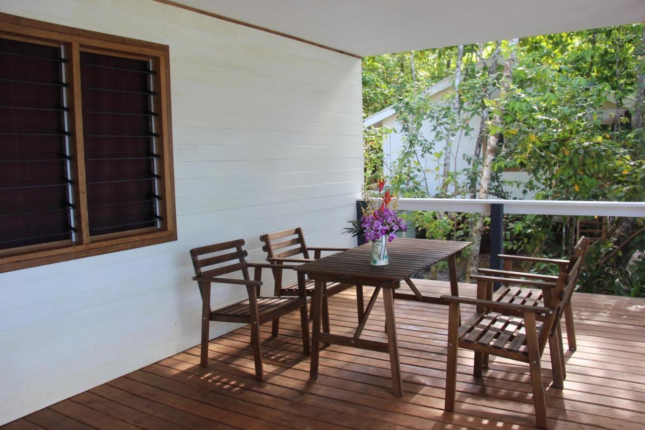 Evis Resort At Nggatirana Island Halisi Exterior photo